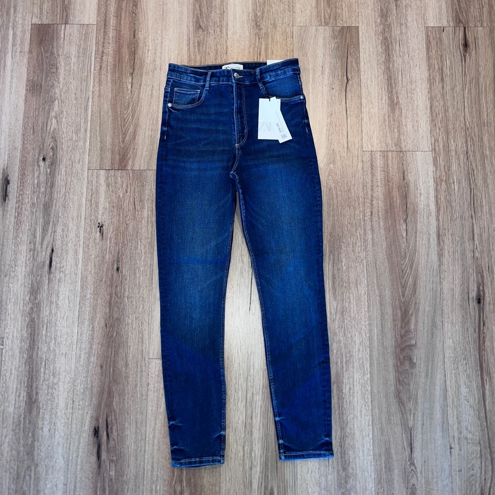 ZARA JEANS SZ 8 NWT #zara #zarajeans #nwt #zaranwt #jeansnwt
